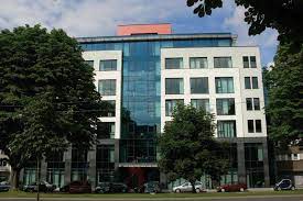 Die bank für kirche und diakonie ist aus dem zusammenschluss mehrerer kirchlicher finanzinstitute entstanden, deren geschichte bis 1925 zurückreicht. Wie Kommen Anleger Gut Durch Die Corona Krise Kd Bank Vorstand Thiesler Im Interview