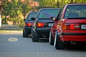 Bmw E30 Cakal Kasa Resimleri 5 Tuning Cars Araba Girls Kiz Otomobil Modifiye Bmw E30 E30 Bmw 318i