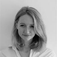 Paula Reiner's Instagram, Twitter & Facebook