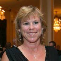 Lori Houk's Instagram, Twitter & Facebook