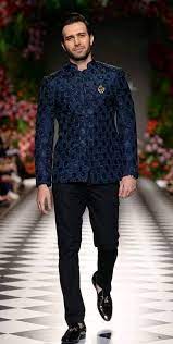 Pin By Richa Kumari On Neo Groomsmen Ideas Dress Suits For Men Designer Clothes For Men Groom Dress Men