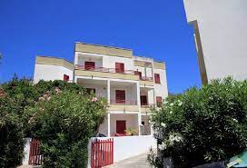 Qui troverete offerte per giovani per le vostre vacanze in baia. Complesso Residenziale Baia Verde Gallipoli Salento Listino Prezzi E Offerte