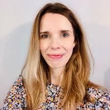 Lesley Goad's Instagram, Twitter & Facebook