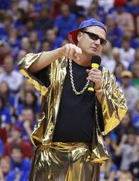 Bill Self told Carlton Bragg he can develop big guys better than any coach  in the country