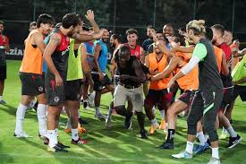 Gaziantepspor ile ilgili tüm spor ve transfer haberleri, fikstür, puan durumu, maç sonuçları, sezon kadrosu, foto ve video galerisi fanatik'te. Gaziantepspor Mac Ozetleri Gaziantepspor Kadrosu Bein Sports Turkiye