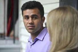 Dozens support New Fairfield man fighting deportation at Hartford rally