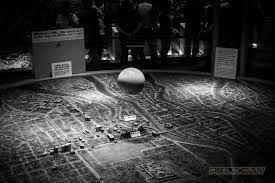 Sprachlos Vor Dem Atomic Bomb Dome In Hiroshima