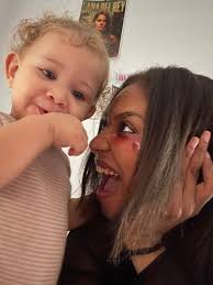 my baby girl is 9 months and I'm trying to wean her off breast milk! so far  the only solids she likes are potatoes and strawberries. other than baby  food purée, what