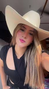 Vídeos de Katy vasquez (@vasquesita.priv) con «Apaga El Cel