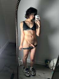 Kiyana Vi on X: my onlyfans is on sale for $6.50 for the first 50 clicks!!  Come grab it before its gone 🥰 t.coE0XlheNaRc  t.co4uCLlo7Pfs  X