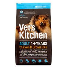 But sometimes choosing a healthy dog food can be an overwhelming task; Vet S Kitchen Adult Dry Dog Food Chicken Brown Rice 1 3kg Sainsbury S