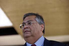 Lula day' político tem nós contra eles e herança maldita