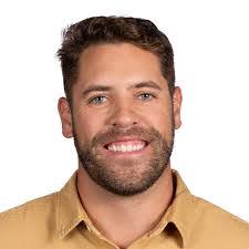 Cody Lightner's Instagram, Twitter & Facebook