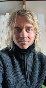 Purple joss in Island Boys now