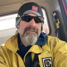 Howdy my fellow car enthusiasts! Electrical question: I have a 1978 Toyota  FJ40 (US) that refuses to fire. I'm not getting any spark at the  distributor (I suspect the ignition control module).