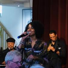 Bildergebnis für Sonia Andrade