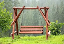 Costway balancelle de jardin sur pied pour 3 personnes avec toit imperméabilisant idéal pour jardin terrasse vert. La Meilleure Balancelle De Jardin En 2021 Comparatif Guide Et Avis Achetezlemeilleur Com Achetez Mieux Et Moins Cher
