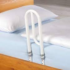 Eine aufstehhilfe für das bett unterstützt ihren angehörigen, wenn er nicht mehr über genügend kraft verfügt, allein aus dem bett aufzustehen. Bett Aufstehhilfe Online Bestellen Aktivshop