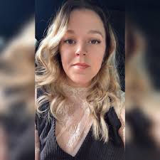 What job opportunities in Big Sandy or Camden allow bringing a 4-month-old  son to work?