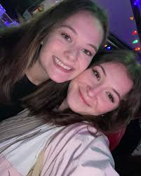 sexy red would be proud💋