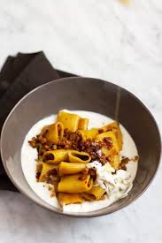 Mezzi Paccheri Pasta With Burrata Cream Guanciale And Saffron Recipe Recipe Easy Pasta Recipes Easy Pasta Saffron Recipes