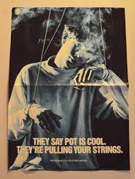 1991 Vintage Anti Drug Poster They Say Pot Is Cool They Re Pulling Your Strings Ebay Starye Plakaty Plakat
