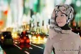 Ana uhibbuka fillah lirik dan lagu: Lirik Lagu Ana Uhibbuka Fillah Yang Dipopulerkan Oleh Aci Cahaya Sonora Id