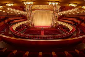 Pathé tuschinski, originally theater tuschinski, is a movie theater in the netherlands in amsterdam commissioned by abraham icek tuschinski in 1921 at a cost of 4 million guilders. Pathe Tuschinski Al Bijna 100 Jaar Een Unieke Venue Greatervenues Com