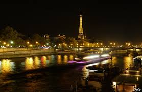 Dès le mois de janvier 1980, la fortune semble sourire au groupe : Wallpaper Paris France Tower Luz Seine Night Lights Noche Frankreich Torre Tour Lumiere Franca Eiffel Capitale Blanche Bateau Francia Nuit Reflets Indien Ville Lumieres Mouche Ete Illumine 2830x1847 944891 Hd Wallpapers