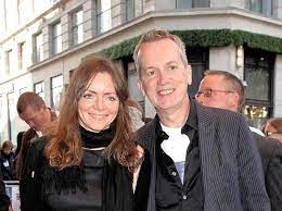 Frank skinner had a relationship with caroline feraday frank skinner's former wife is lisa collins. Frank Skinner The Best Gift I Could Give My Son Is A Teetotal Dad Birmingham Live