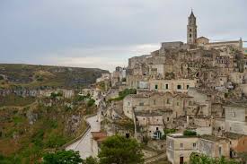 Matera is one of the two provinces of basilicata. Die Hohlenstadt Matera Europaische Kulturhauptstadt 2019 Peterstravel