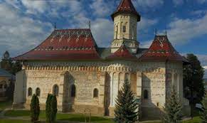 De aici se trage si numele bisericii. Totul Despre MÄƒnÄƒstirea Sf Ioan Cel Nou Din Suceava