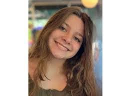 Kelly Cullum's Instagram, Twitter & Facebook