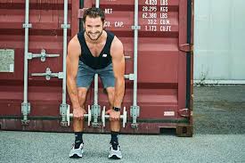 Entsprechend sollte das brustmuskeltraining zuhause gezielt, aber kurz und selten stattfinden. Kurzhanteln Die 8 Besten Ubungen Furs Brusttraining Mit Kurzhanteln Fit For Fun