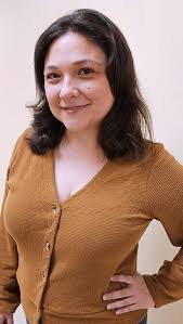 Megan Neill's Instagram, Twitter & Facebook