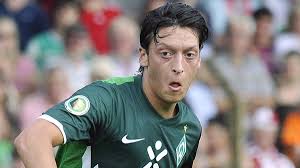 Ozil stating that he will carry the yellow and navy blue jersey proudly, thank god it was fenerbahce. Ozil Signs For Real Madrid Eurosport