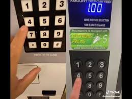 Crows are smart, and very good at cause and effect. Tik Tok Vending Machine Life Hack Youtube