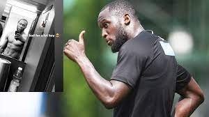 Romelu lukaku hat derzeit ein abitur (bsc) in der öffentlichkeitsarbeit. Romelu Lukaku Aussert Sich Nach Wechsel Zu Inter Mailand Zu Ubergewichtsvorwurfen Eurosport