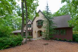 Sold Alluvium 4 Bedrooms 2 1 Baths Full Finished Basement Gourmet Kitchen House Styles House Home
