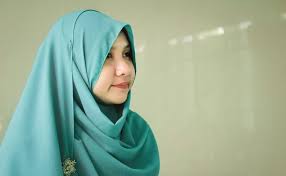 Pashmina by zayra hijabukuran 70 x 200 cm bahan : 6 Tutorial Hijab Pashmina Terbaru 2021 Simple Dan Nyaman