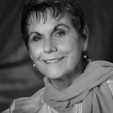 BEV RALPH INTERIOR DESIGNER