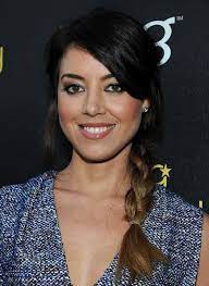 Aubrey Plaza Photos Photos Young Hollywood Awards Arrivals Aubrey Plaza Pretty People Loose Braids