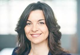 Dorothée Caminiti Named to Lead Bioethics Program at the Markkula Center  for Applied Ethics