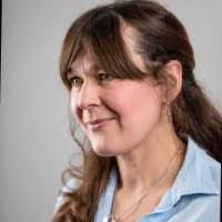 Fiona Dunn's Instagram, Twitter & Facebook