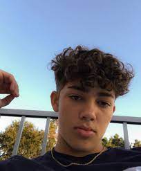 Kbreeezo Tiktok Kbreeezo Tiktok Boys Curly Haircuts Boys Haircuts Curly Hair Men