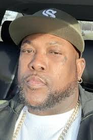 Darrell Kyle's Instagram, Twitter & Facebook