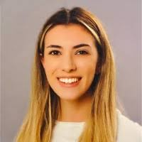 2600+ "Üz" profiles