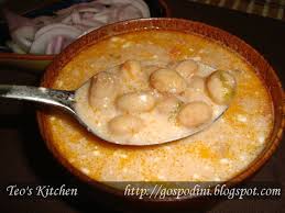 Se alege, se spala si se inmoaie fasolea din ajun in apa calduta. CiorbÄ De Fasole Boabe Retete Culinare By Teo S Kitchen