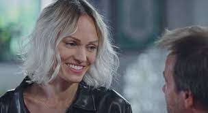 Episode summary, trailer and screencaps; La Serie Plus Belle La Vie Deprogrammee Pour Roland Garros Les Episodes Dispos En Ligne Stars Actu