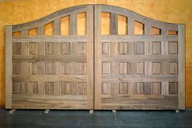 Film gate (movie cameras) apertura de filmadora nf + loc adj: Large Montesario Gate Teak Gate Spanish Gate Demejico